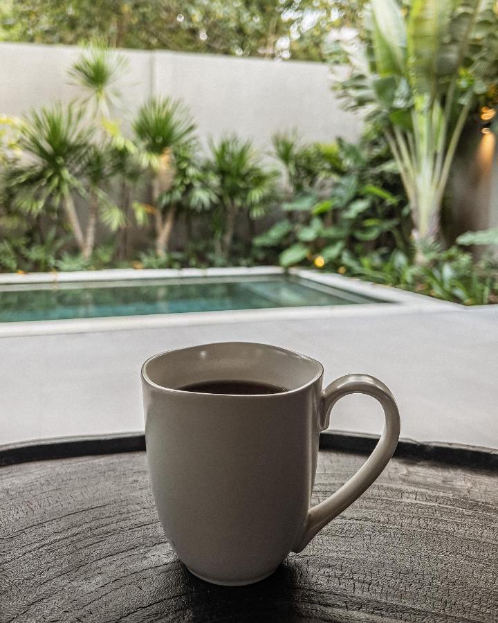 Aloha Villas - Modern Villas With Private Pool And Lush Gardens Kuta  Exterior foto
