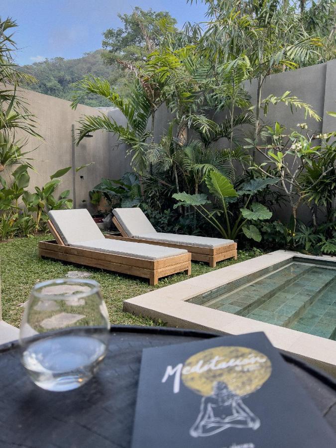 Aloha Villas - Modern Villas With Private Pool And Lush Gardens Kuta  Exterior foto